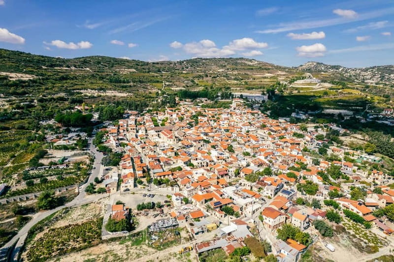 From Paphos: Footsteps of Aphrodite in Polish - Visiting the Legendary Birthplace of Aphrodite at Petra tou Romiou