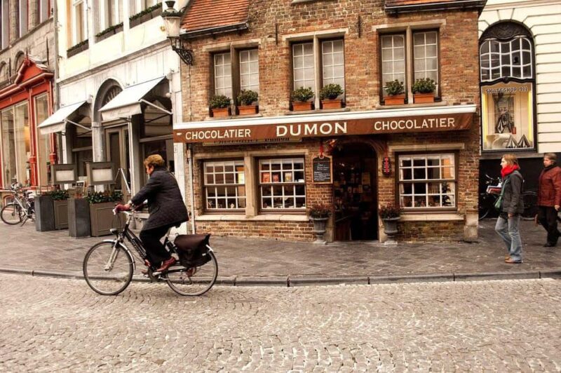 From Paris: Bruges Gourmet & Chocolate Day Tour - A Secret Stop and Relaxation Break