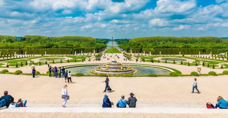 From Paris: Full-Day Guided Tour of Versailles - Highlights Inside the Palace and Trianons