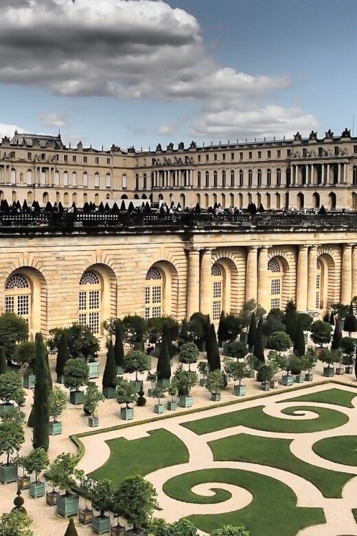 From Paris: Giverny and Versailles Private Full-Day Trip - A Comprehensive Tour of Versailles Palace and Gardens