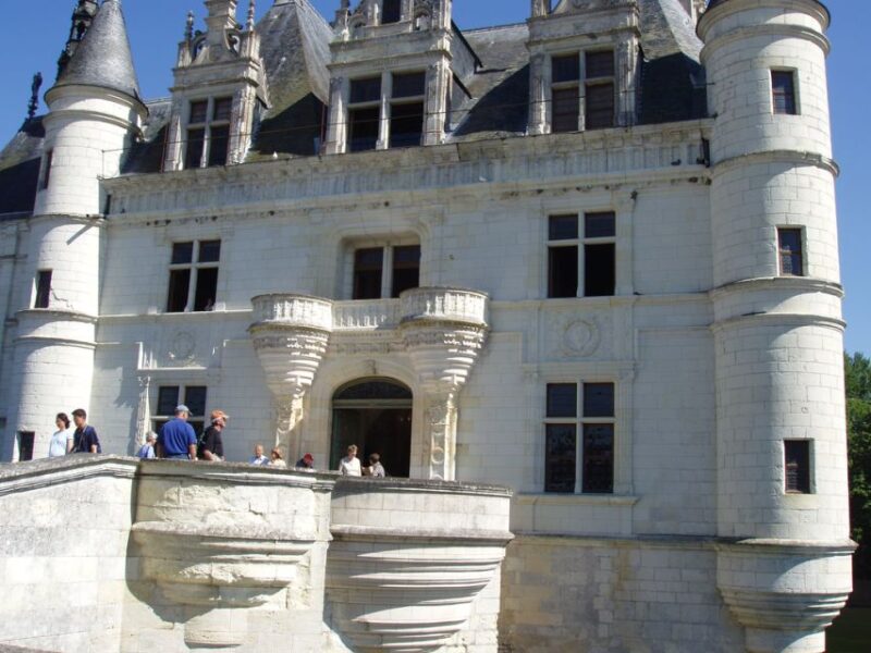 From Paris: Loire Valley Castles Full-Day Tour with Lunch - Visiting Chambord’s Vast Park at the End of the Day