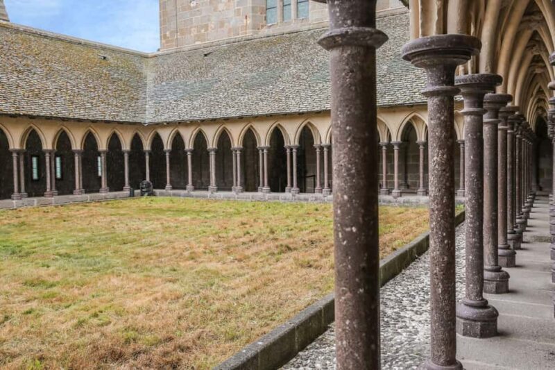 From Paris: Mont Saint-Michel Tour with Hotel Pickup Service - Scenic Views and Photo Opportunities on the Way