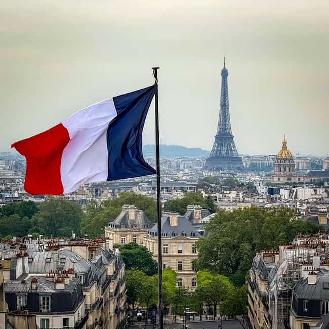 From Paris : Paris & Louvre Museum - Private Tour - Returning to Your Accommodation with Personalized Service