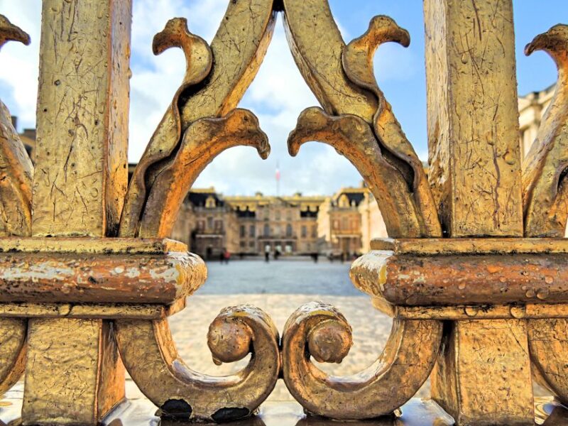 From Paris: Versailles Guided Tour with Skip-the-Line Ticket - Discover the Château and Its Most Famous Rooms