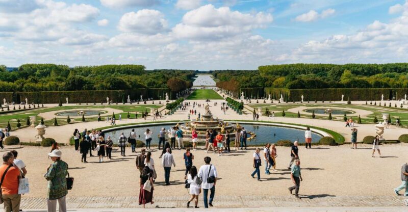 From Paris: Versailles Palace & Gardens with Transportation - Discovering the Royal Gardens and Fountains