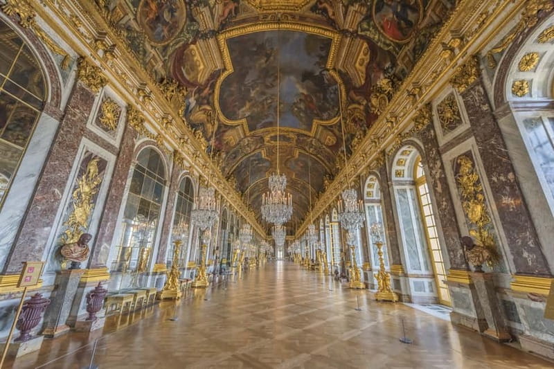 From Paris: Versailles Palace Guided Tour with Bus Transfers - Practical Tips and Considerations