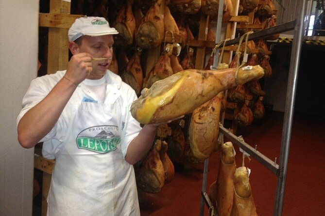 From Parma: Parmigiano,Prosciutto and winery Tour and tasting - Logistics: Meeting Point and Tour Group Size