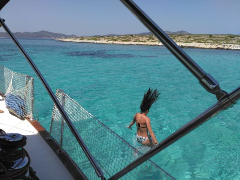 From Paros: Private Sailing Cruise with Lunch and Snorkeling - The Crew and Guides: Knowledgeable and Accommodating