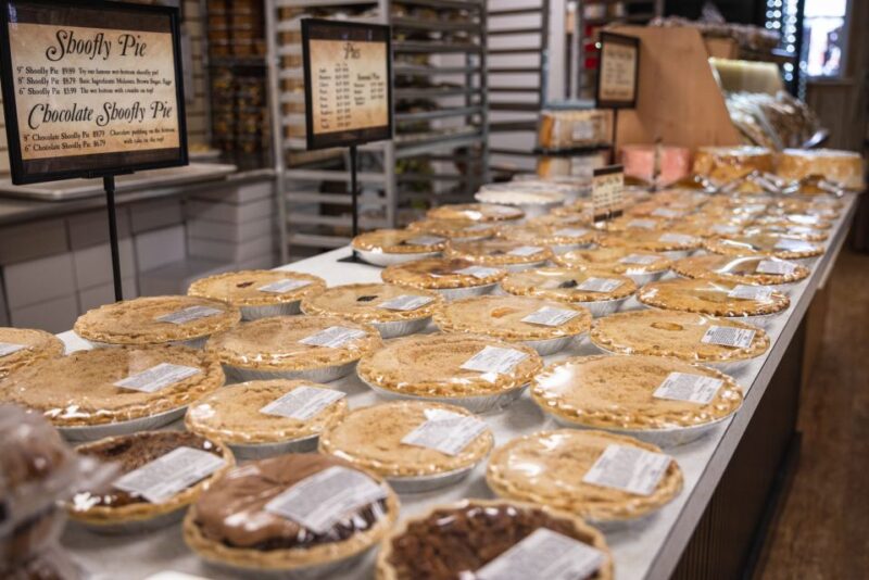 From Philadelphia: Lancaster County Amish Community Tour - Amish Lifestyle: Farms, Buggies, and Schools