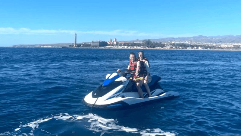 From Playa del Inglés: Guided Jet Ski Tour & Hotel Transfers - The Experience on the Water: Coastline and Sea Views