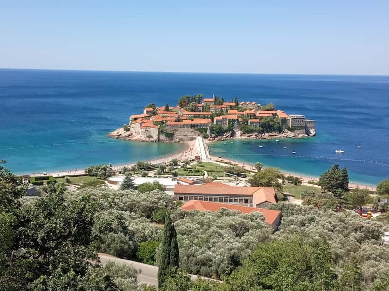 From Podgorica: NP Skadar lake, St. Stefan & Kotor day trip - Discover the Majestic Skadar Lake National Park