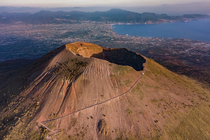 From Pompeii: Full Day Visit of Pompeii and the Mount Vesuvius - Starting Point and Overall Schedule