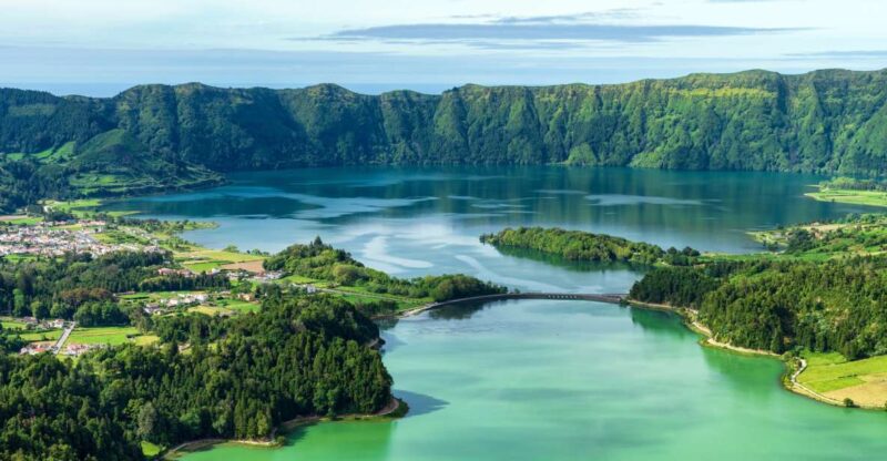 From Ponta Delgada: Vista do Rei to Sete Cidades Guided Trek - Practical Details: Logistics, Guides, and Group Size