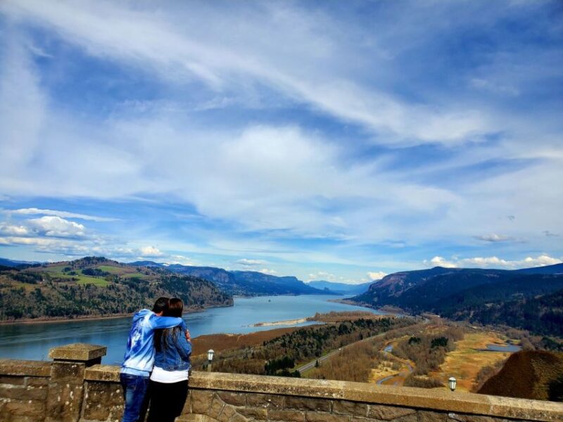 From Portland: Full Day Gorge Waterfalls & Mt. Hood Tour - Multnomah Falls: The Icon of Oregon’s Waterfalls