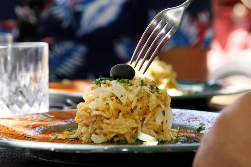 From Porto: 2 Wine Regions, Farm Lunch, and Boat Ride - Morning at Folgosa and Vineyard Visits