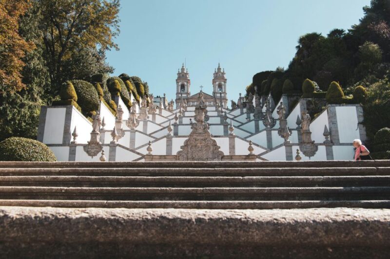 From Porto: Braga and Guimarães Full Day Tour with Lunch - Climb the Sanctuary of Bom Jesus do Monte and View Braga from Above