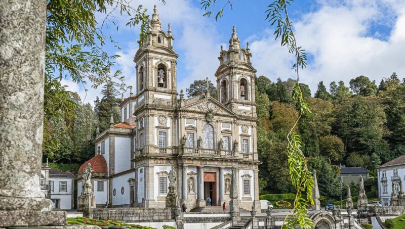 From Porto: Braga & Guimarães full day experience with lunch - Key Points