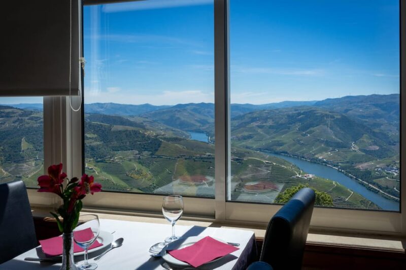 From Porto: Full-Day Douro Valley & Wine Tour with Lunch - Visiting a Top Douro Winery for Tasting