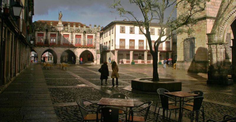 From Porto: Full-Day Trip of Minho Region - The Highlights of Guimarães: The Birthplace of Portugal