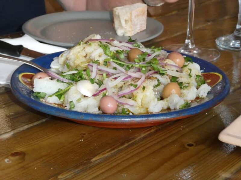 From Porto: Minho Private Nature, History & Traditions Tour - Understanding the Logistics and Group Size