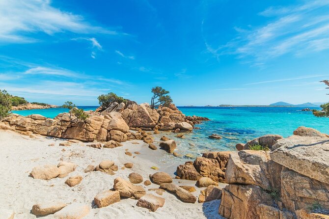 From Porto Rotondo: dinghy tour of Porto Cervo's beaches - Practical Details and Group Size