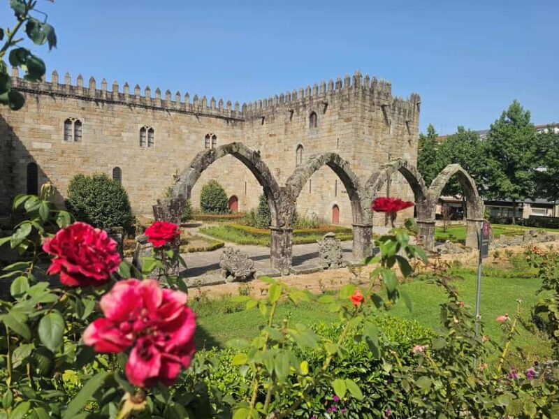 From Porto to Braga: Luxury Private Trip - The Tour Starts with Premium Pickup from Porto