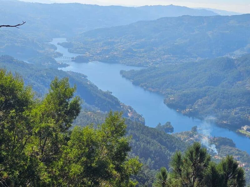 From Porto to Peneda-Gerês National Park - Exploring the Mizarela Bridge and Legends