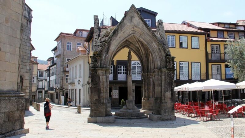 From Porto: Wonders of Braga & Guimaraes Private Day Trip - Discovering the Historic Roots of Guimaraes