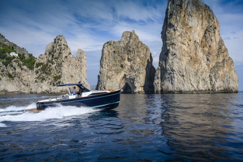 From Positano: Private Tour to Capri on a Gozzo Boat - Discover the Private Boat Excursion to Capri on a Gozzo
