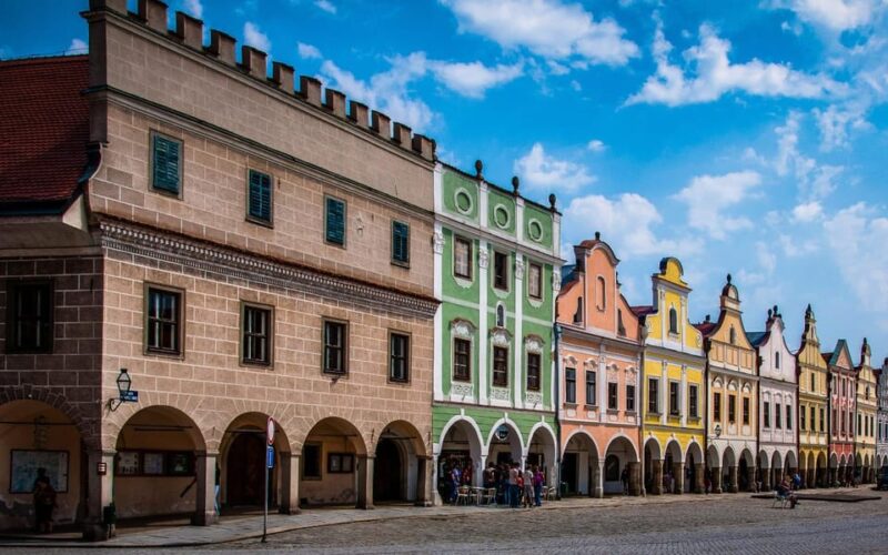 From Prague: 6-Day Czechia UNESCO Tour with Accommodation - From Prague to Český Krumlov and Holaovice