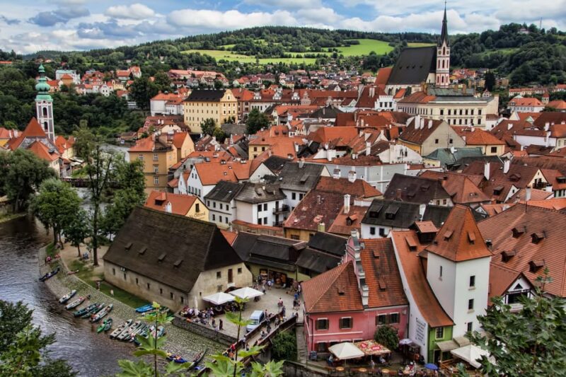 From Prague: eský Krumlov Full-Day Guided Tour - Explore Český Krumlov on a Full-Day Guided Tour from Prague