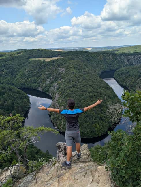 From Prague: Horseshoe Bend & Castle Gardens Private Tour - Key Points