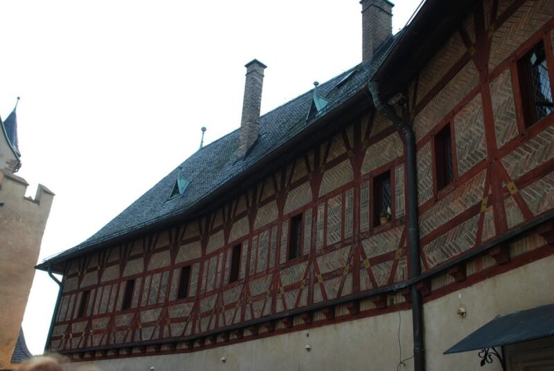 From Prague: Karlstejn Castle Skip-the-Line Ticket and Tour - The Walk Up to the Castle and Accessibility