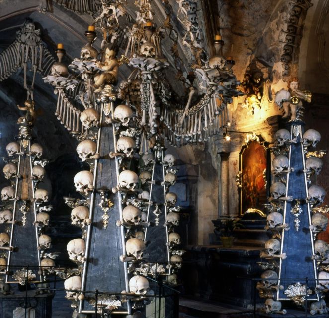From Prague: Kutna Hora Walking Tour & St. Barbara Cathedral - Visiting St. Barbara’s Cathedral: A Gothic Masterpiece