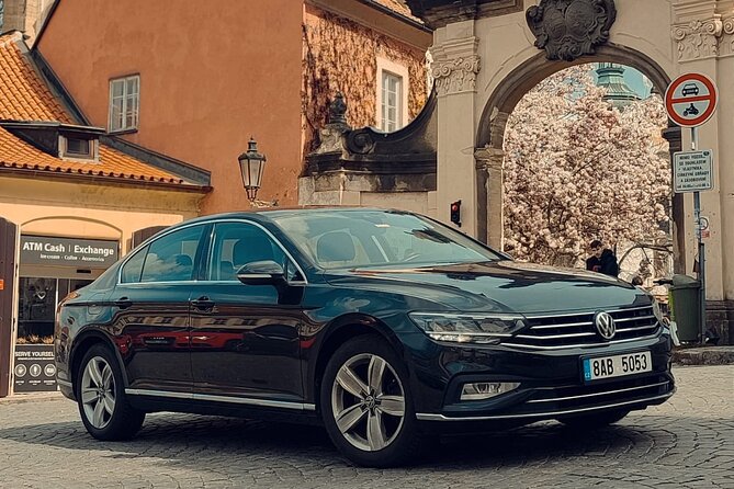 From Prague to Passau - Private Transfer by LIMOUSINE 3+1pax - Key Points