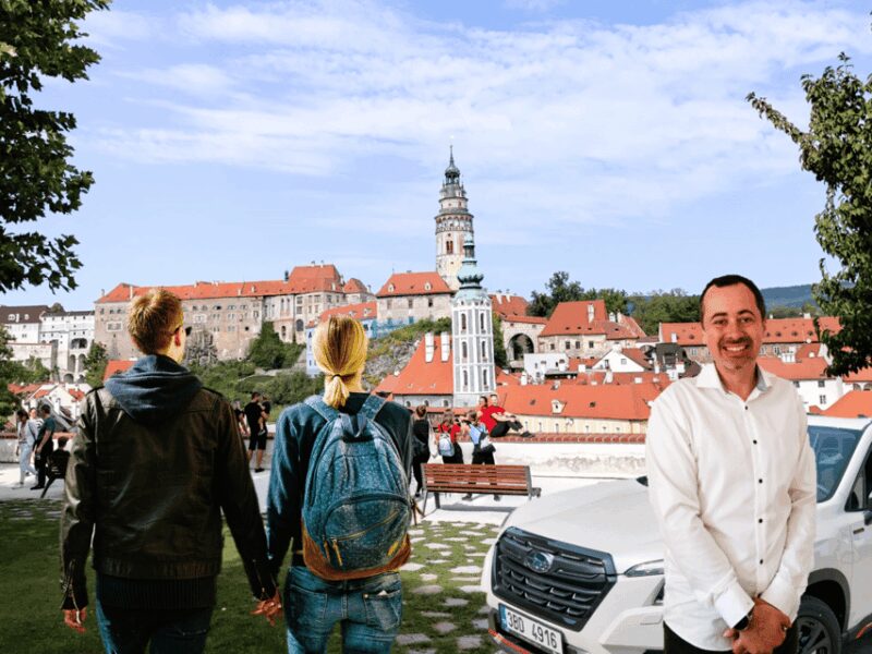 From Prague to the fabulous Cesky Krumlov with pick-up - The Guide: Knowledgeable and Engaging