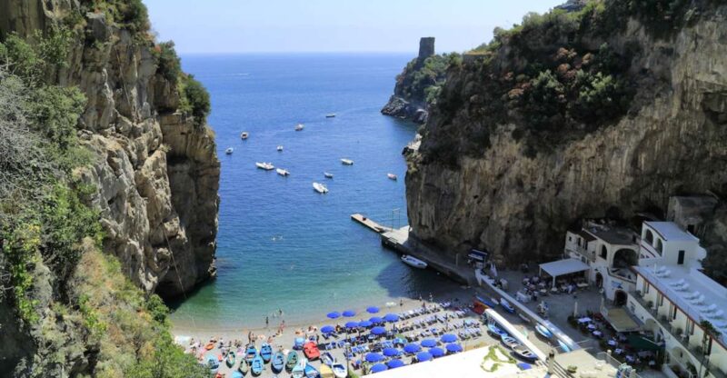 From Praiano: Amalfi Coast Guided Private Cruise with Drinks - Key Points