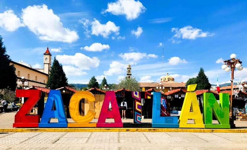 From Puebla: ZACATLAN AND CHIGNAHUAPAN PRIVATE TOUR - Zacatlán Murals and Local Art Scenes