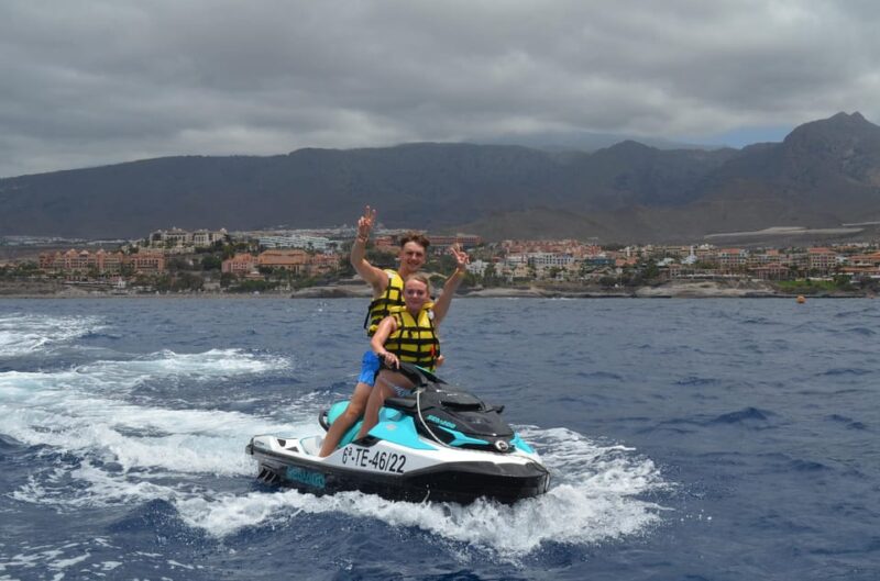 From Puerto Colon : 1 hour adrenaline JetSki tour - Key Points