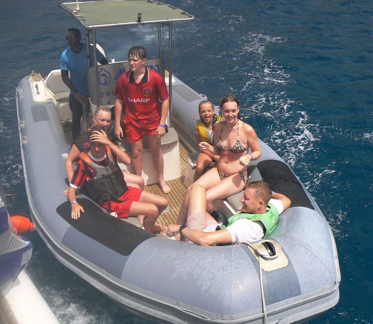 From Puerto Rico: Boat trip along the coast w/ Food & Drinks - Key Points