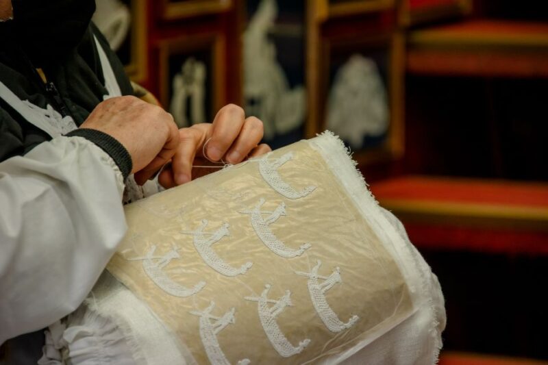 From Punta Sabbioni: Murano and Burano Islands Boat Tour - What Makes the Glass Factory Visit in Murano Stand Out