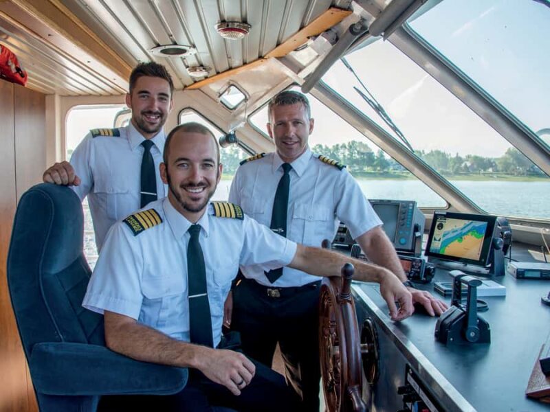 From Quebec City: Grosse Île Tour & Cruise + Bus Transfer - Who Should Consider This Tour