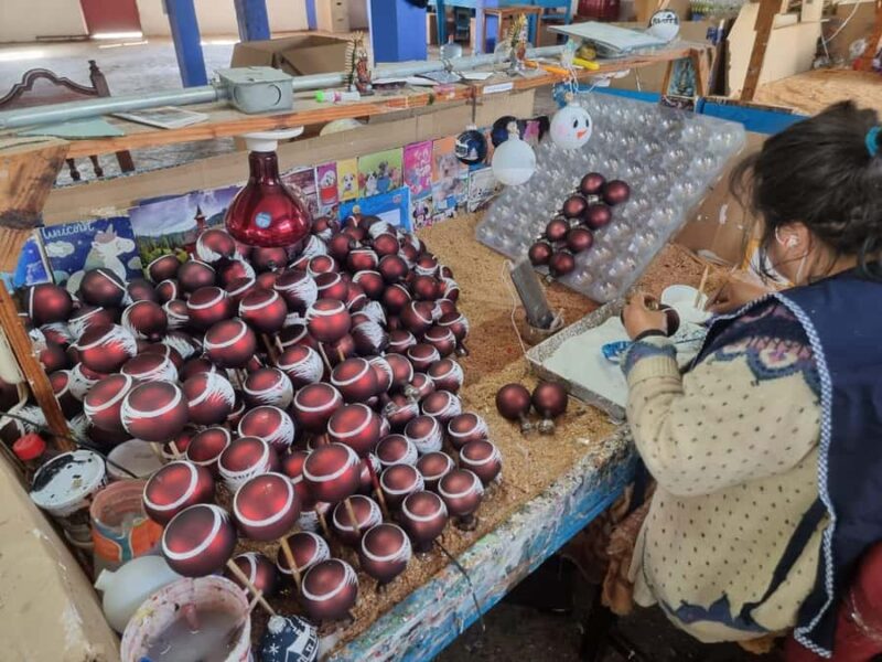 From Querétaro: Tlalpujahua Christmas Shopping Tour - Tlalpujahua: A Christmas Craft Capital and Historic Jewel