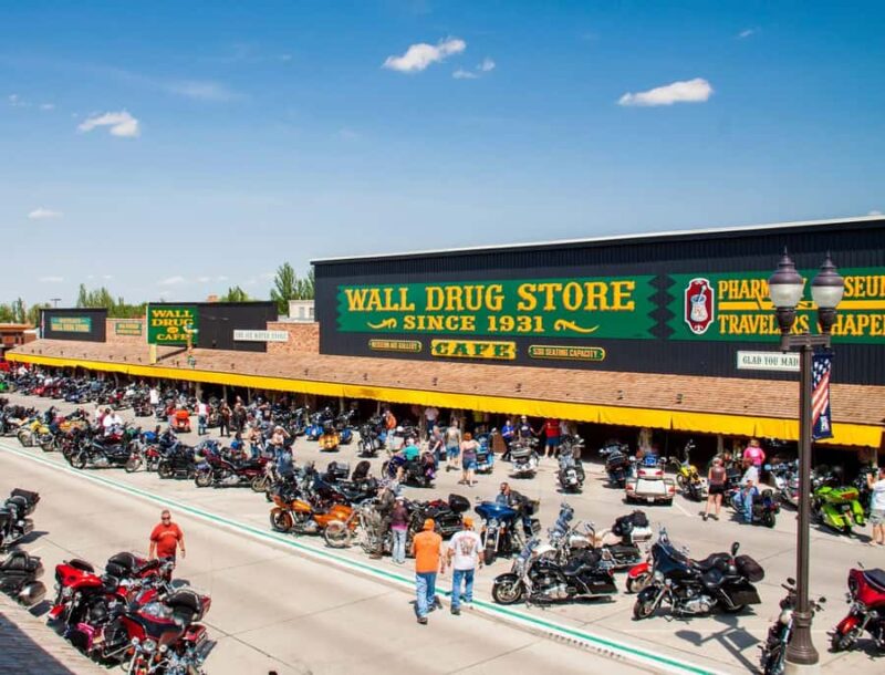 From Rapid City: Badlands and Wall Drug Store Tour - The Scenic Drive through Ranch Country