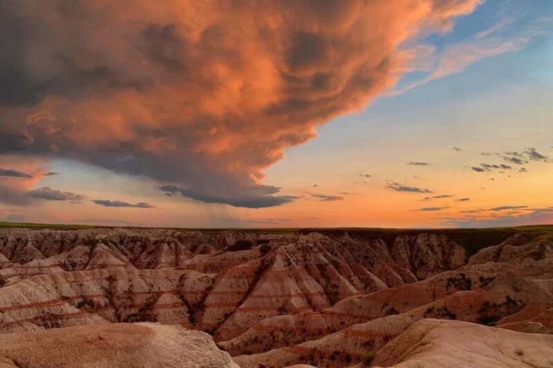 From Rapid City: Badlands and Wall Drug Store Tour - Discover South Dakota’s Landmarks with Confidence