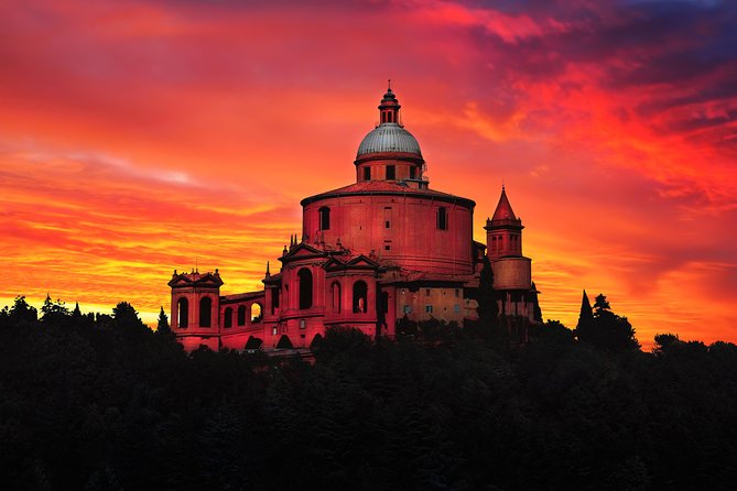 From Ravenna: Day trip to Bologna - The Food Tasting Experience in Bologna’s Historic Districts