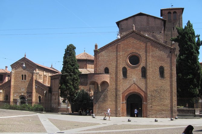 From Ravenna: Day trip to Bologna - The Role of the Audio Guide and Map in Self-Guided Exploration