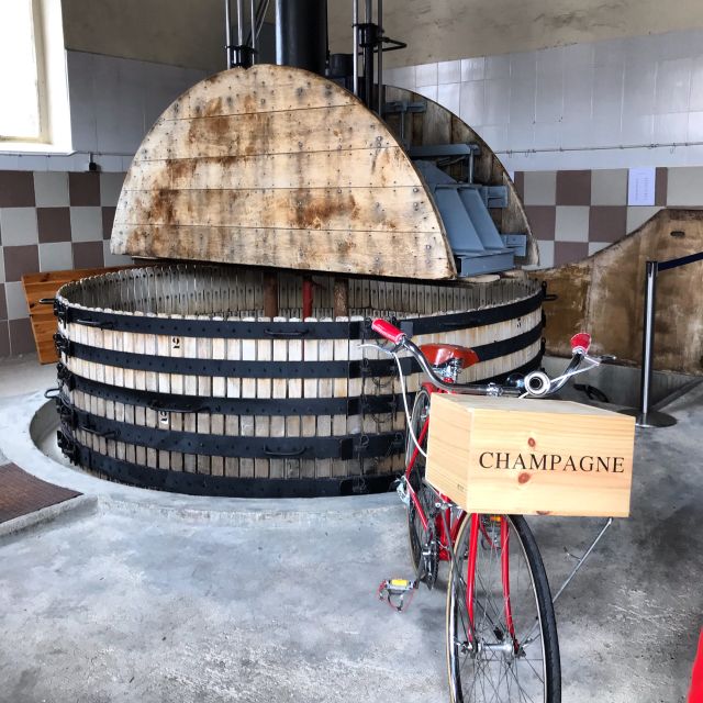 From Reims/Epernay:The Connoisseurs Private Tour 9 tastings - Starting from Reims or Epernay for a Personalized Champagne Journey