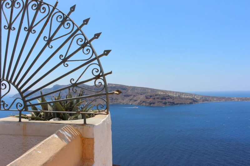 From Rethymnon: Santorini Day Tour with optional transfer - The Scenic Boat Ride Over the Cretan Sea