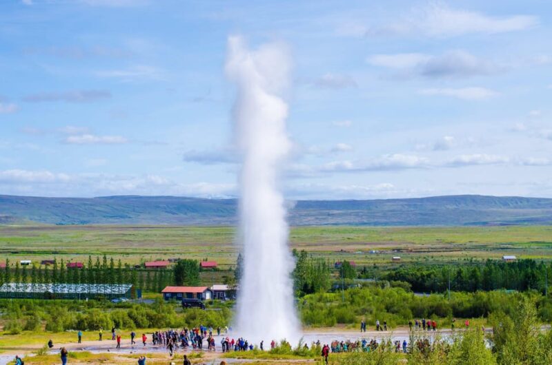 From Reykjavik: 7-Day Small Group Journey Around Iceland - A comprehensive 7-day Iceland adventure from Reykjavik with a small-group setup